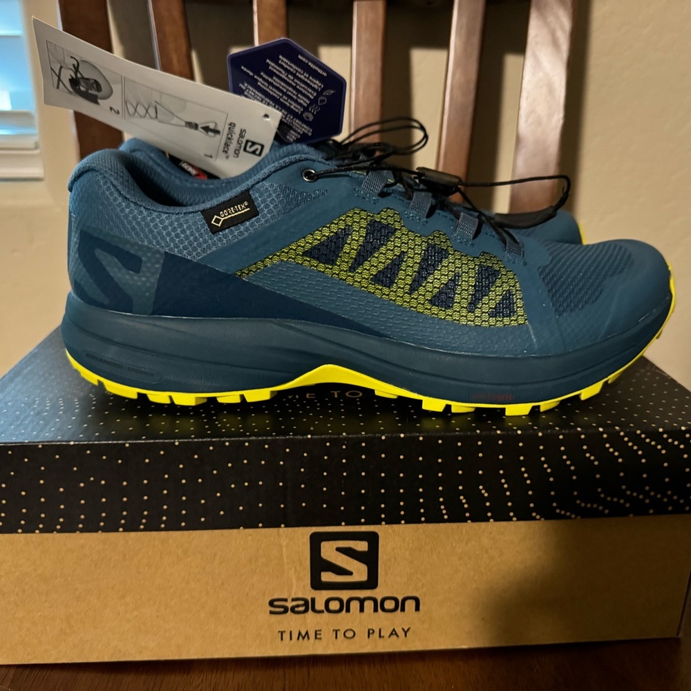 NWT Salomon XA Elevate GTX men’s 8